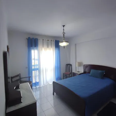 Downtown 3 Bedrooms Balcony Flat