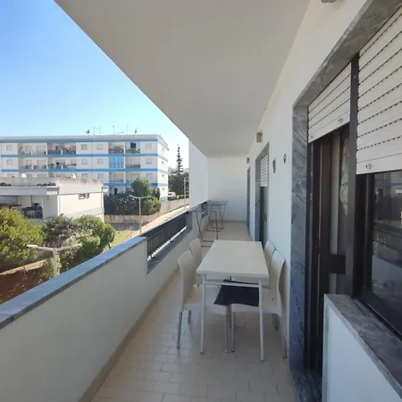 Downtown 3 Bedrooms Balcony Flat Apartment