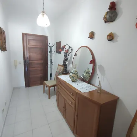 Apartment Downtown 3 Bedrooms Balcony Flat Lagos