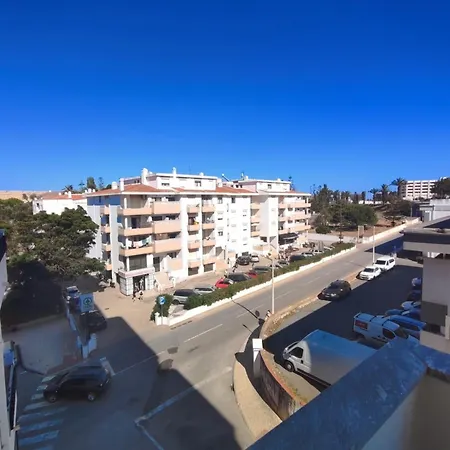 Apartment Downtown 3 Bedrooms Balcony Flat *